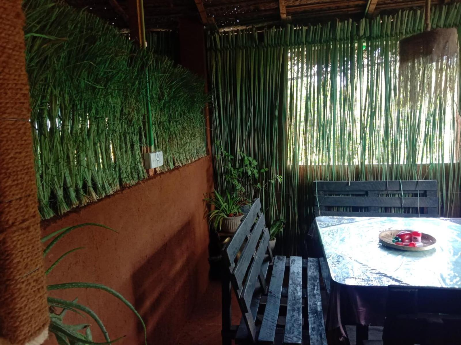 Lucky Holiday Home Anuradhapura Bagian luar foto