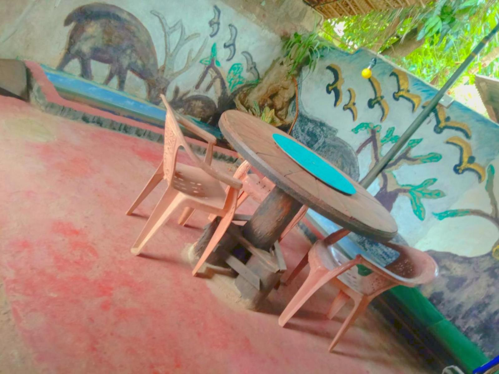 Lucky Holiday Home Anuradhapura Bagian luar foto